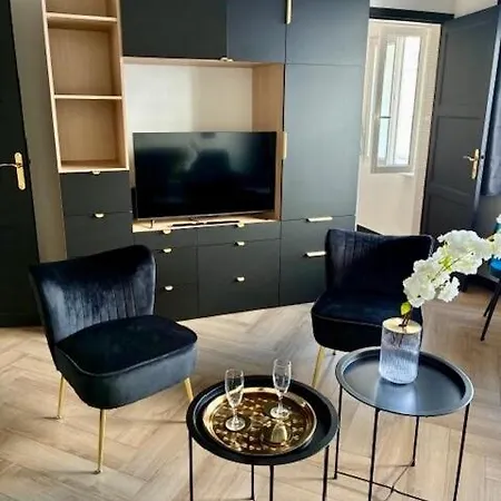 Apartmán Coeur De - Hyper Centre - Classe 3 Etoiles - 2 Pers - 150m *